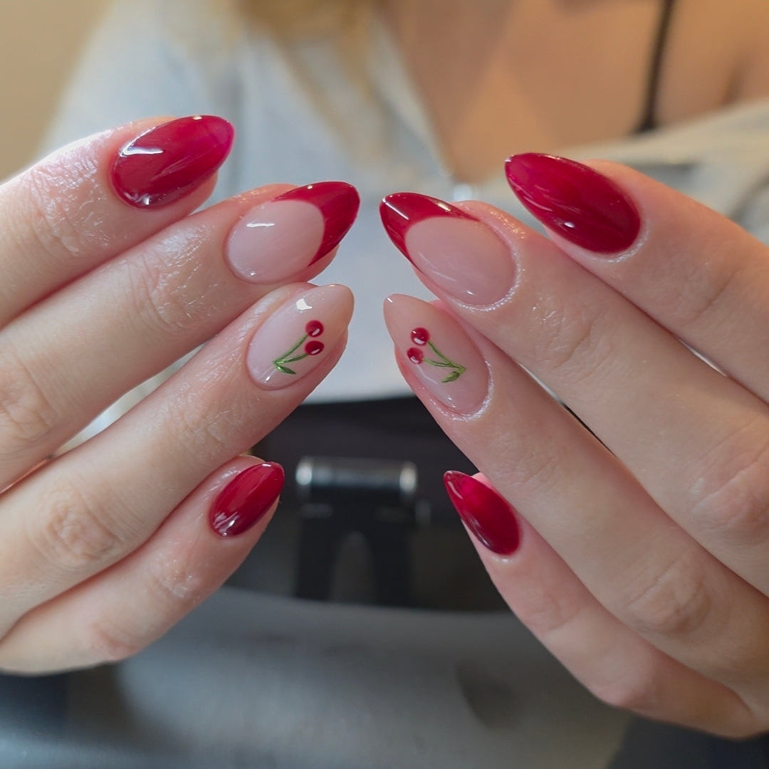 Senior Nail Tech/Artist